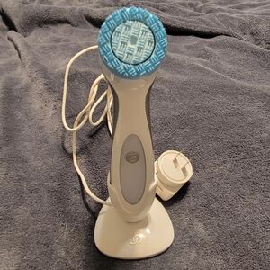 White and Blue Skincare Device